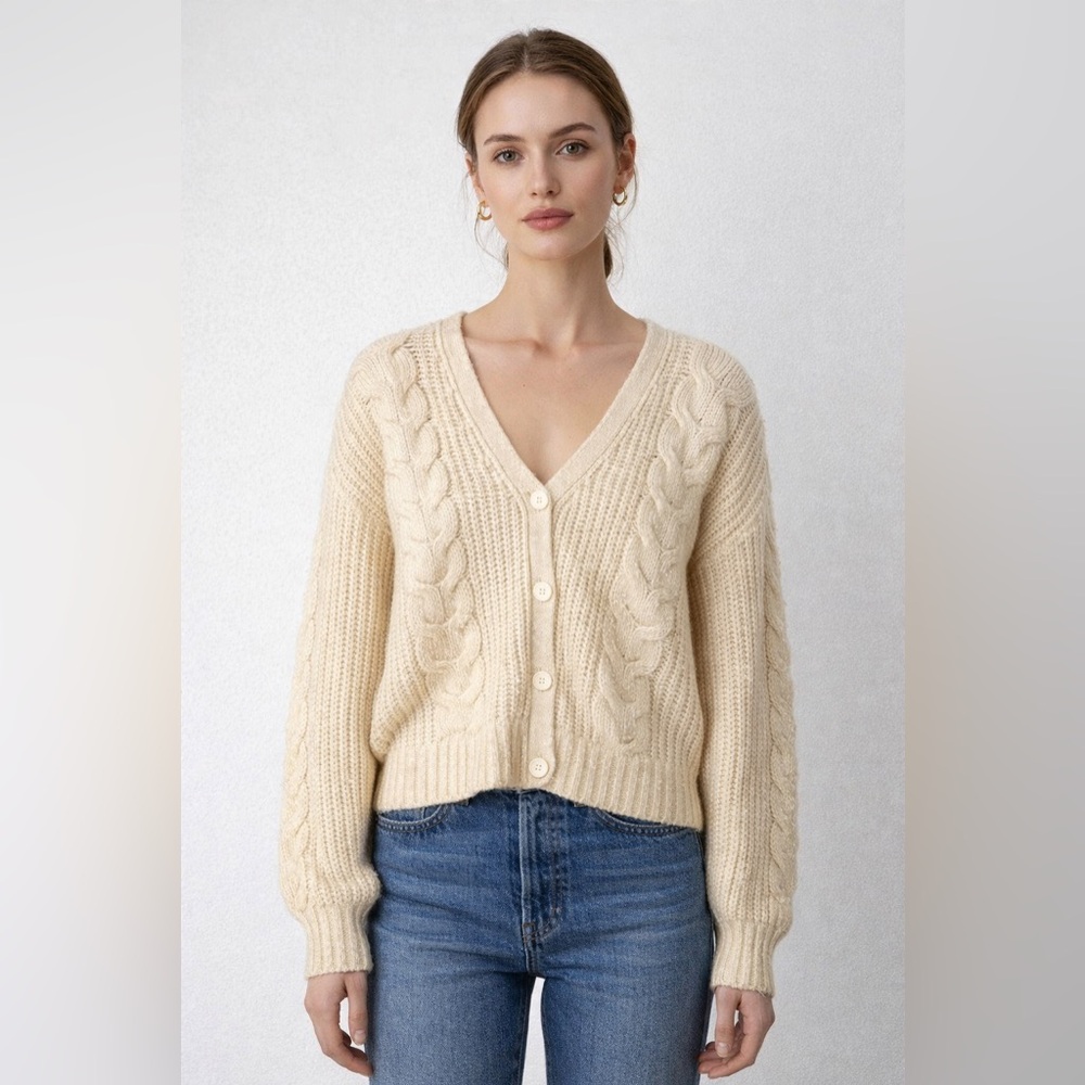 American Eagle Vintage Style Cable Knit Chunky Cardigan Cream Large